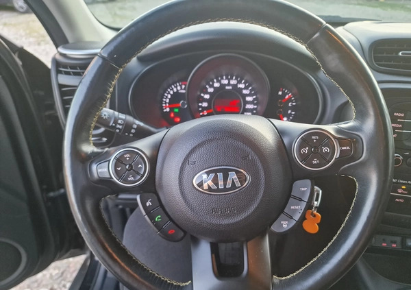 Kia Soul cena 40900 przebieg: 135310, rok produkcji 2015 z Ciechanów małe 232